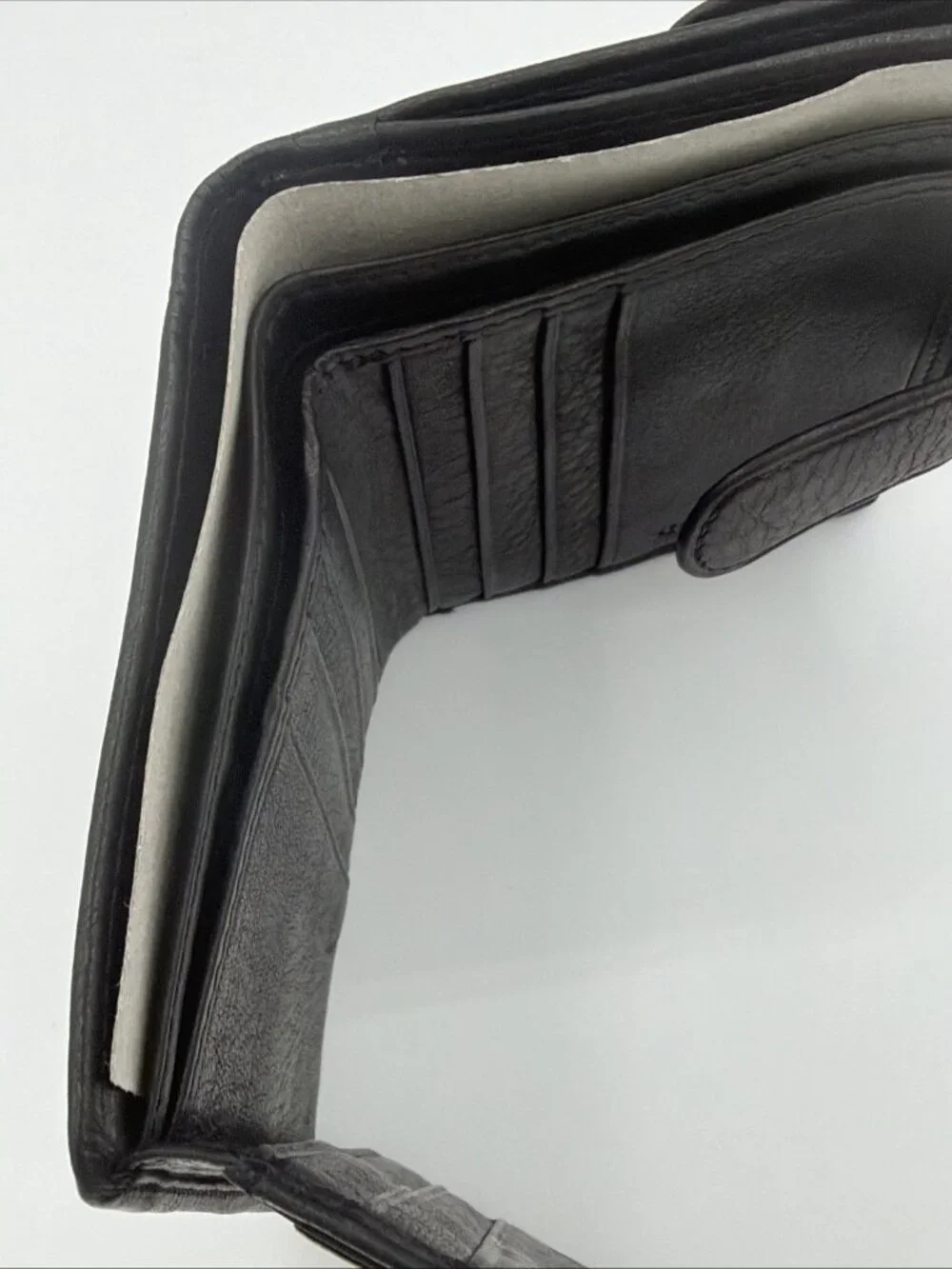 Osgoode Marley Extra Page BillFold Wallet, Black Cashmere, NWT, 1640